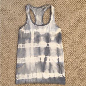Lululemon Tank